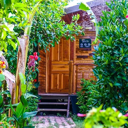 Lemon Garden Oda ve Kahvaltı